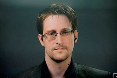Edward Snowden đang sống lưu vong tại Nga sau khi công bố nhiều tài liệu mật của NSA. Photo Courtesy: Reuters