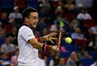 Roberto Bautista dù đã đánh bại tay vợt số 1 thế giới nhưng đành ngậm ngùi thua trận trước Andy Murray. Photo Courtesy: Reuters