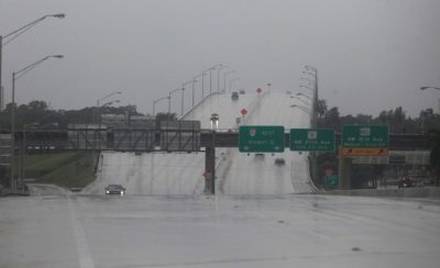 Người dân Florida đang được yêu cầu phải sơ tán vì bão Matthew. Photo Courtesy: Reuters