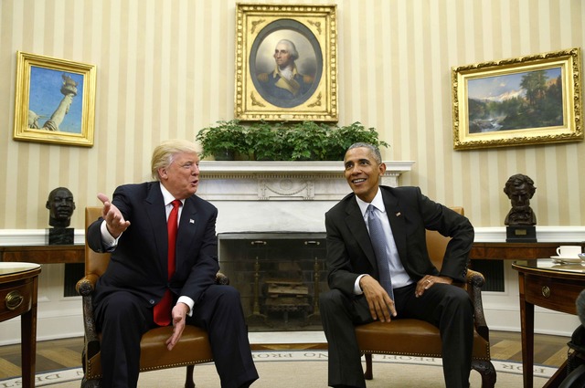 U.S. President Barack Obama meets with President-elect Donald Trump (L) in the Oval Office of the White House in Washington November 10, 2016. (Photo: Reuters)