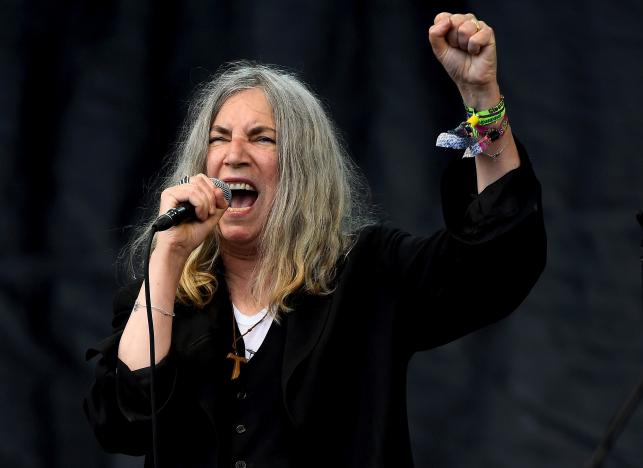 Patti Smith performs on the Pyramid stage at Worthy Farm in Somerset during the Glastonbury Festival in Britain, June 28, 2015 (Photo: Reuters/File Photo) 