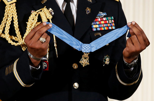 Us Army Medic Awarded Medal Of Honour For Vietnam War Heroism Tvts